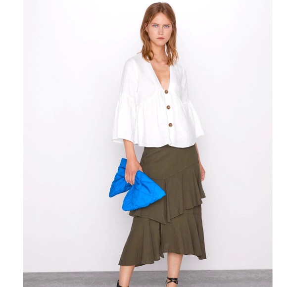 NWOT Zara White Buttoned VNeck Blouse Flowy Sleeve - Picture 3 of 8